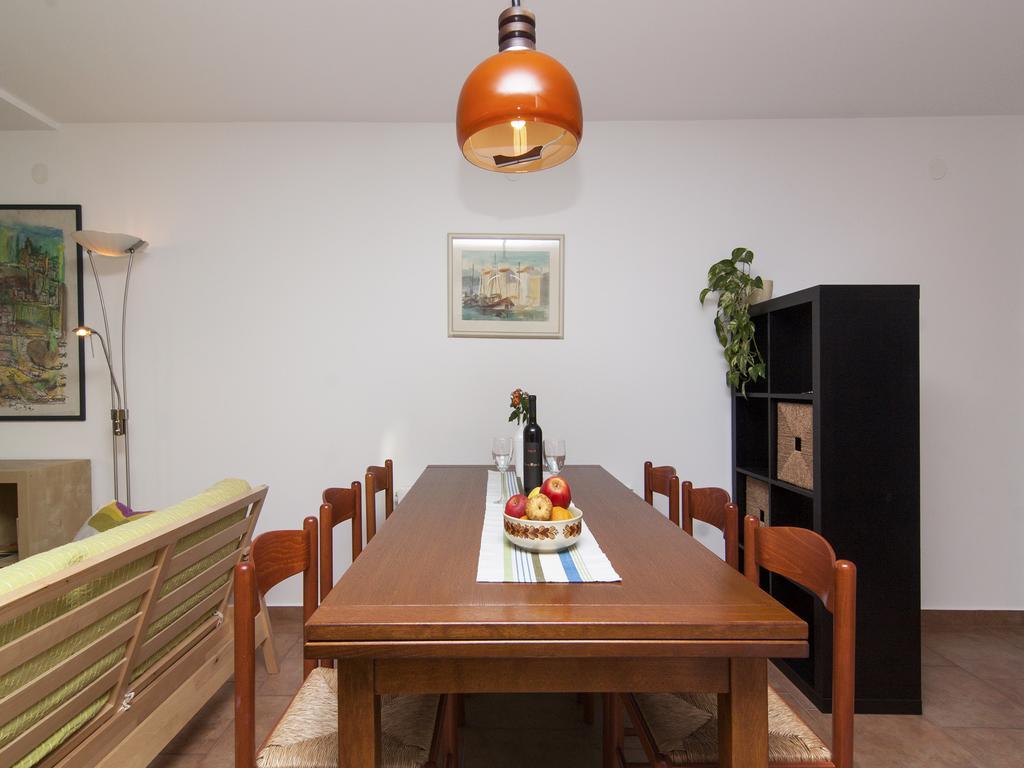 Apartments Ceja Near Sea メドゥリン 部屋 写真