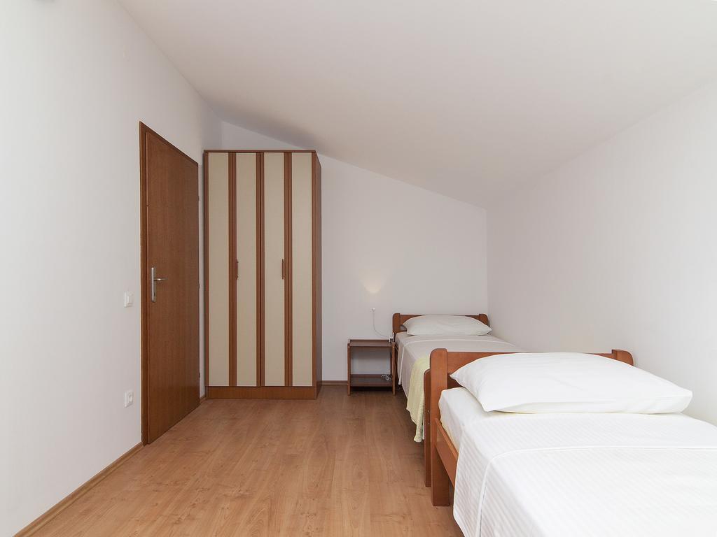 Apartments Ceja Near Sea メドゥリン 部屋 写真