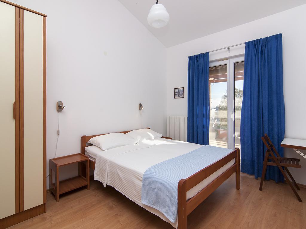 Apartments Ceja Near Sea メドゥリン 部屋 写真