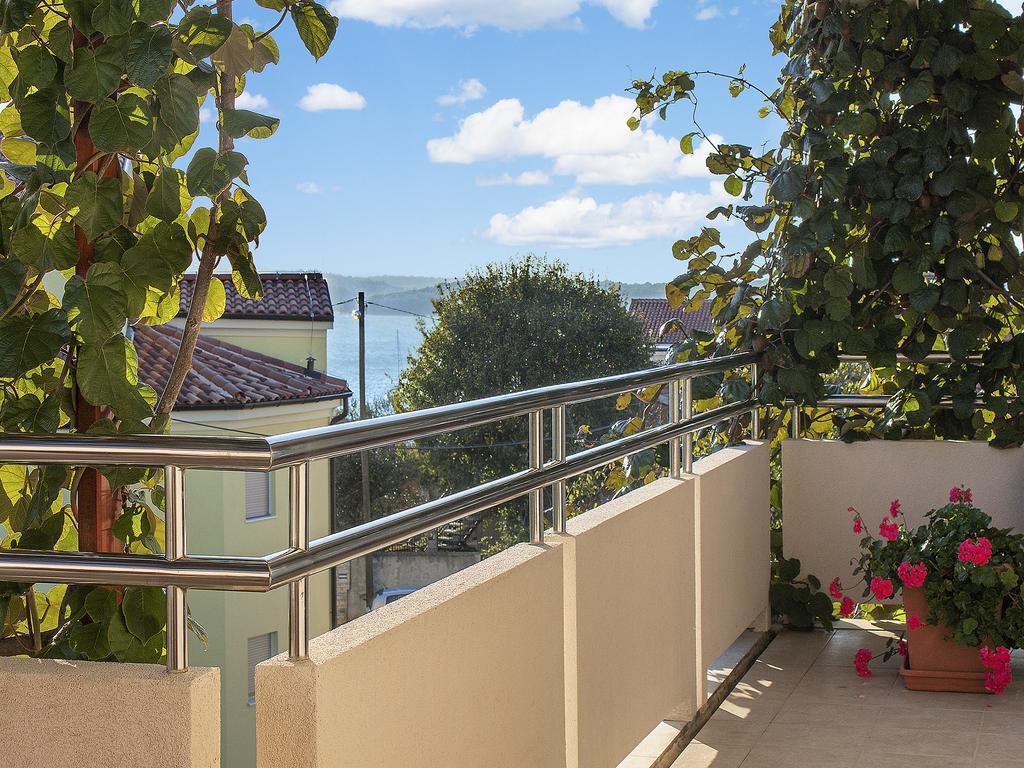 Apartments Ceja Near Sea メドゥリン 部屋 写真
